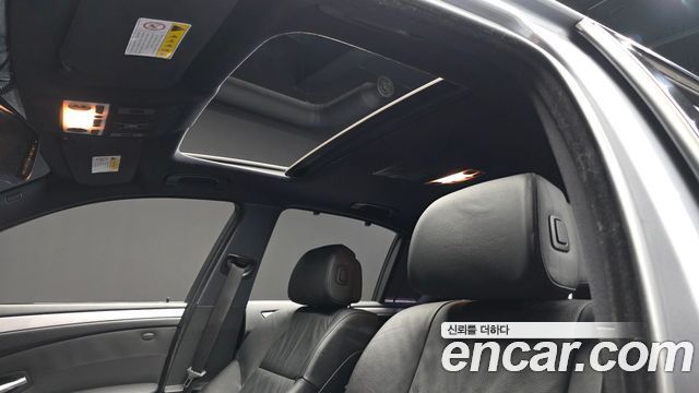 BMW 5-Series 2008 — photo 16