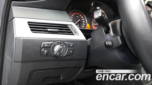 BMW 5-Series 2008 — photo 18