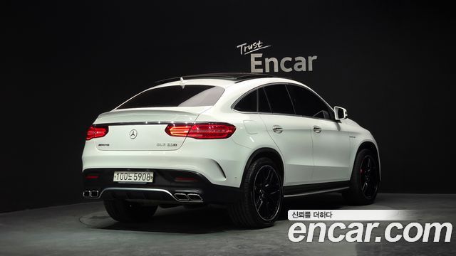 Mercedes-Benz GLE-Class 2019 — photo 2