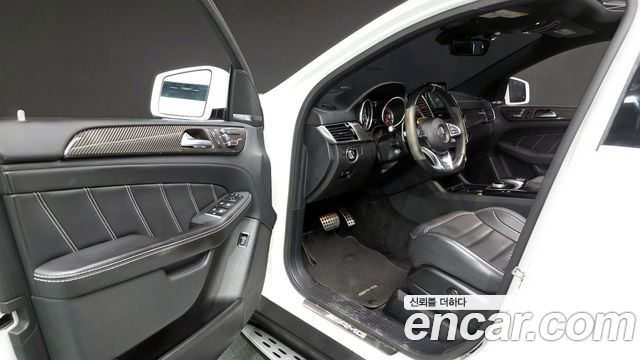 Mercedes-Benz GLE-Class 2019 — photo 10