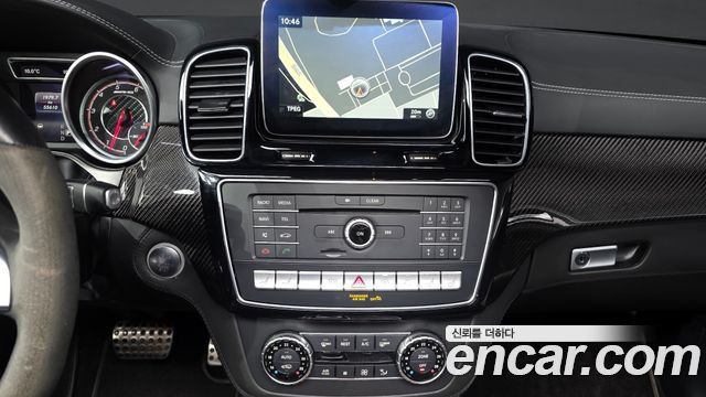 Mercedes-Benz GLE-Class 2019 — photo 14