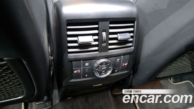 Mercedes-Benz GLE-Class 2019 — photo 19