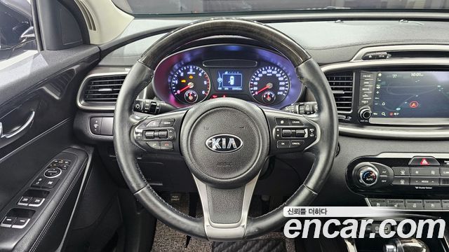 Kia Sorento 2016 — photo 13