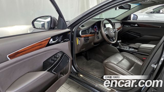 Kia K7 2016 — photo 10