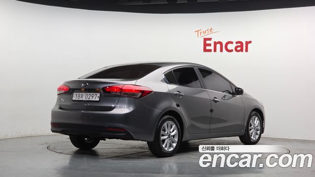 Kia K3 2016 — photo 2