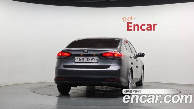Kia K3 2016 — photo 4