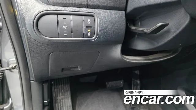 Kia K3 2016 — photo 16