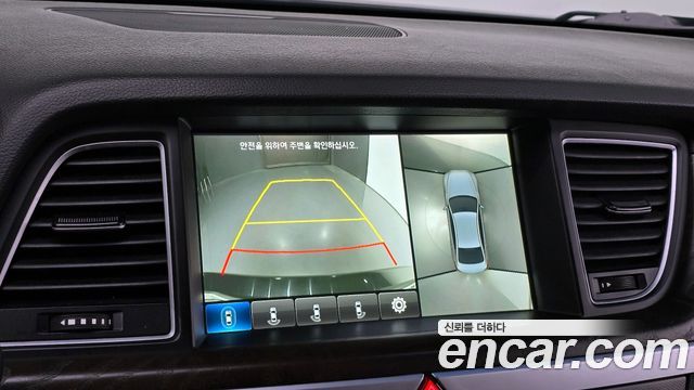 Hyundai Genesis 2016 — photo 17