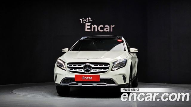 Mercedes-Benz GLA-Class 2018 — photo 3