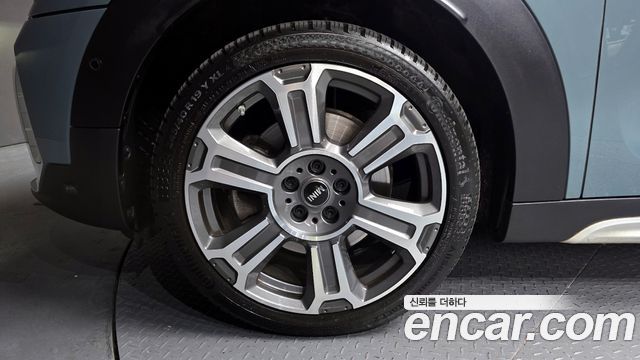Mini Countryman 2021 — photo 5