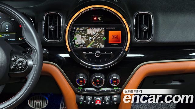 Mini Countryman 2021 — photo 15