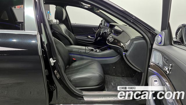 Mercedes-Benz S-Class 2018 — photo 11