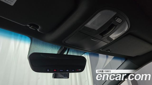 Hyundai Veloster 2019 — photo 18
