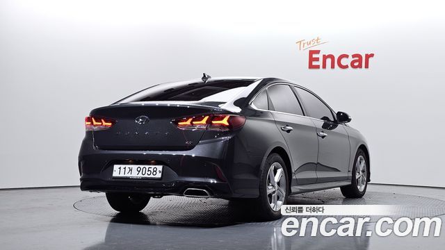 Hyundai Sonata 2018 — photo 2