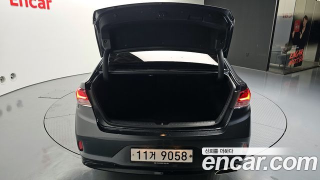 Hyundai Sonata 2018 — photo 20