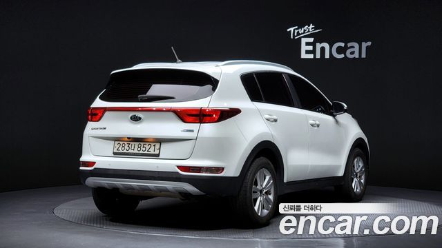 Kia Sportage 2018 — photo 2