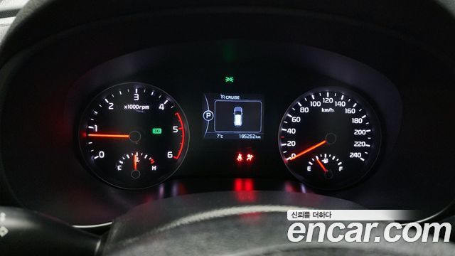Kia Sportage 2018 — photo 8