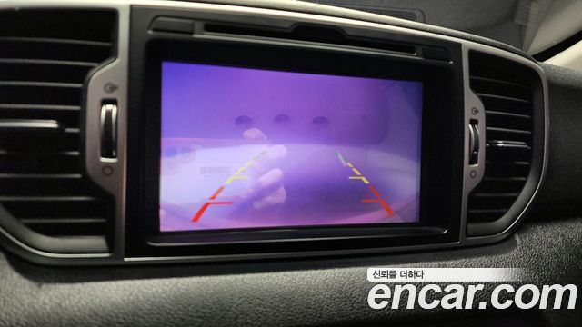 Kia Sportage 2018 — photo 16
