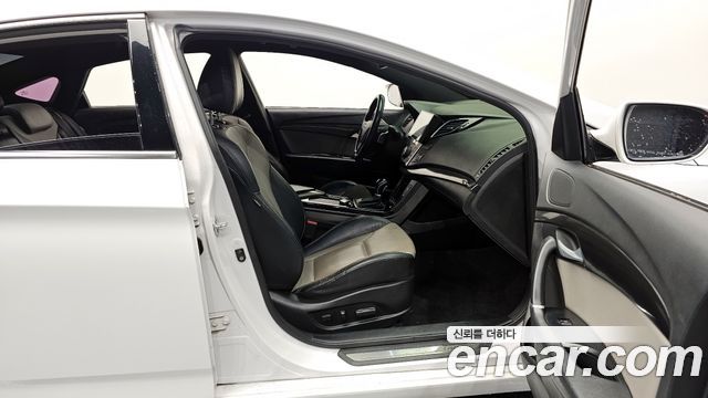 Hyundai i40 2016 — photo 11