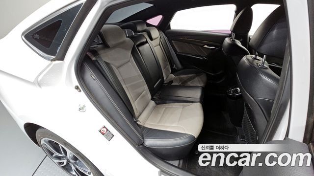 Hyundai i40 2016 — photo 12