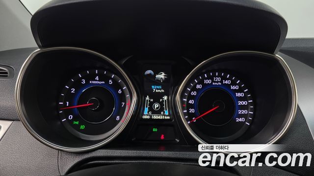Hyundai AVANTE 2011 — photo 8