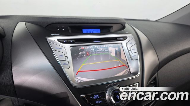Hyundai AVANTE 2011 — photo 18