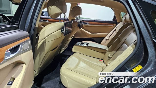 Genesis G80 2020 — photo 12