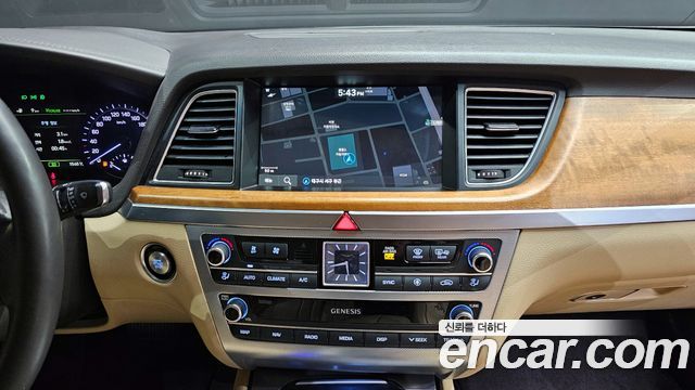 Genesis G80 2020 — photo 15