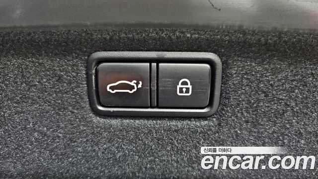Genesis G80 2020 — photo 18