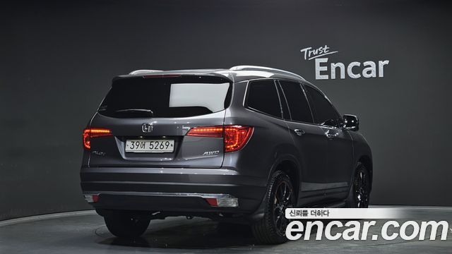 Honda Pilot 2018 — photo 2