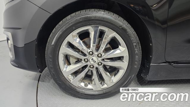 Kia Canival 2016 — photo 5