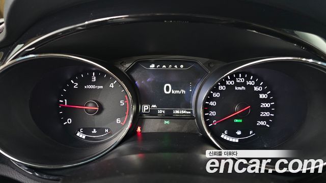 Kia Canival 2016 — photo 8