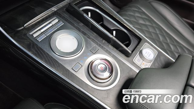 Genesis GV80 2021 — photo 9