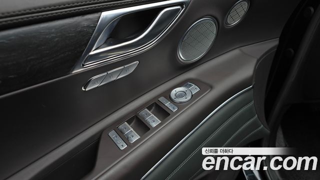 Genesis GV80 2021 — photo 17