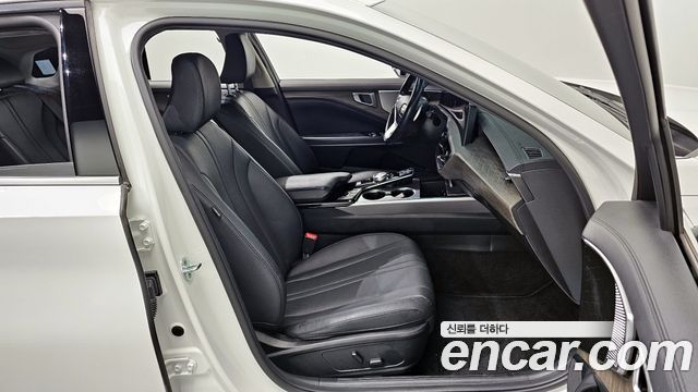 Kia K8 2023 — photo 12