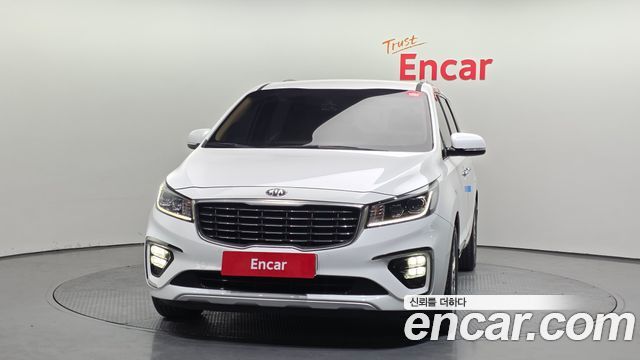 Kia Canival 2019 — photo 3