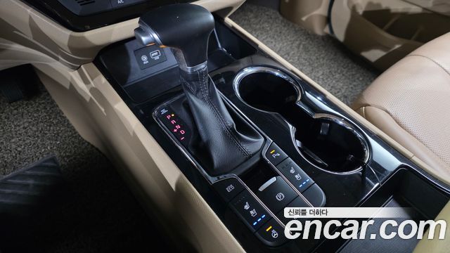 Kia Canival 2019 — photo 7