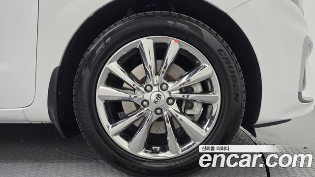 Kia Canival 2019 — photo 19