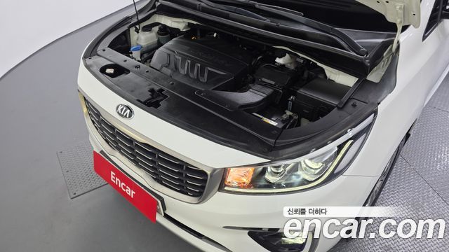 Kia Canival 2019 — photo 20