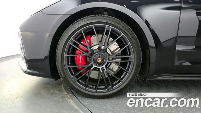 Porsche Panamera 2025 — photo 5
