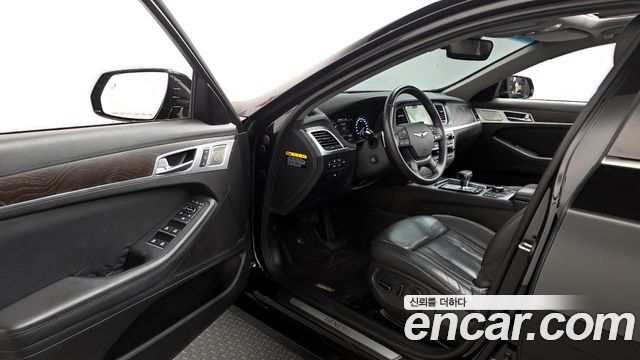 Genesis G80 2019 — photo 10