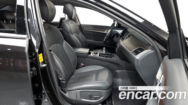 Genesis G80 2019 — photo 11