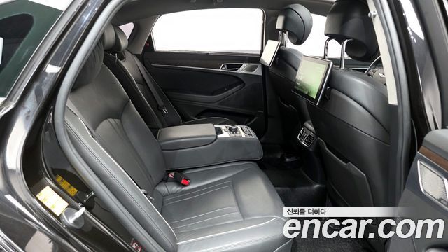 Genesis G80 2019 — photo 12