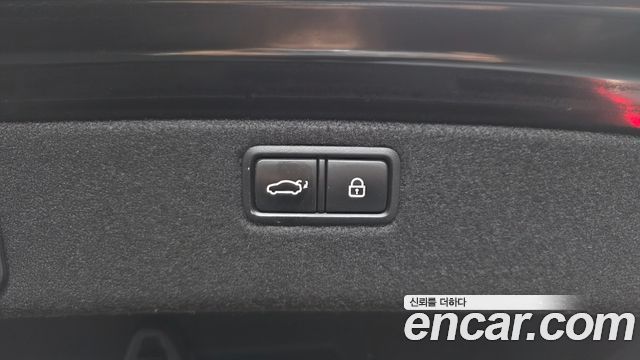 Genesis G80 2019 — photo 20