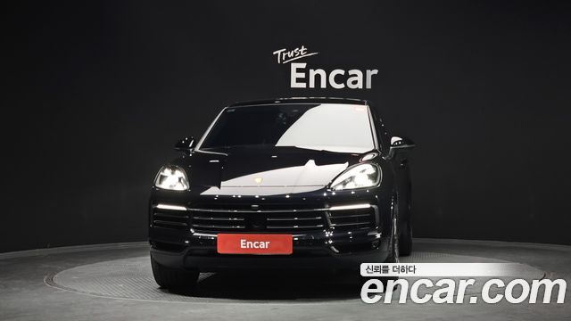 Porsche Cayenne 2022 — photo 3