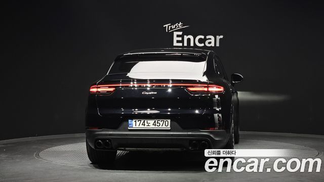 Porsche Cayenne 2022 — photo 4