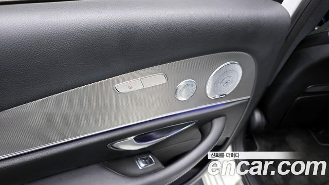 Mercedes-Benz E-Class 2017 — photo 18