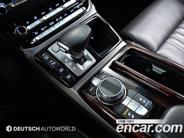 Genesis EQ900 2016 — photo 9
