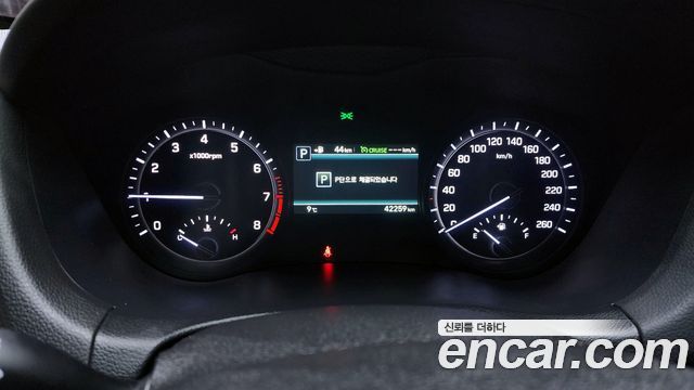 Genesis G80 2017 — photo 8