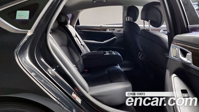 Genesis G80 2017 — photo 12